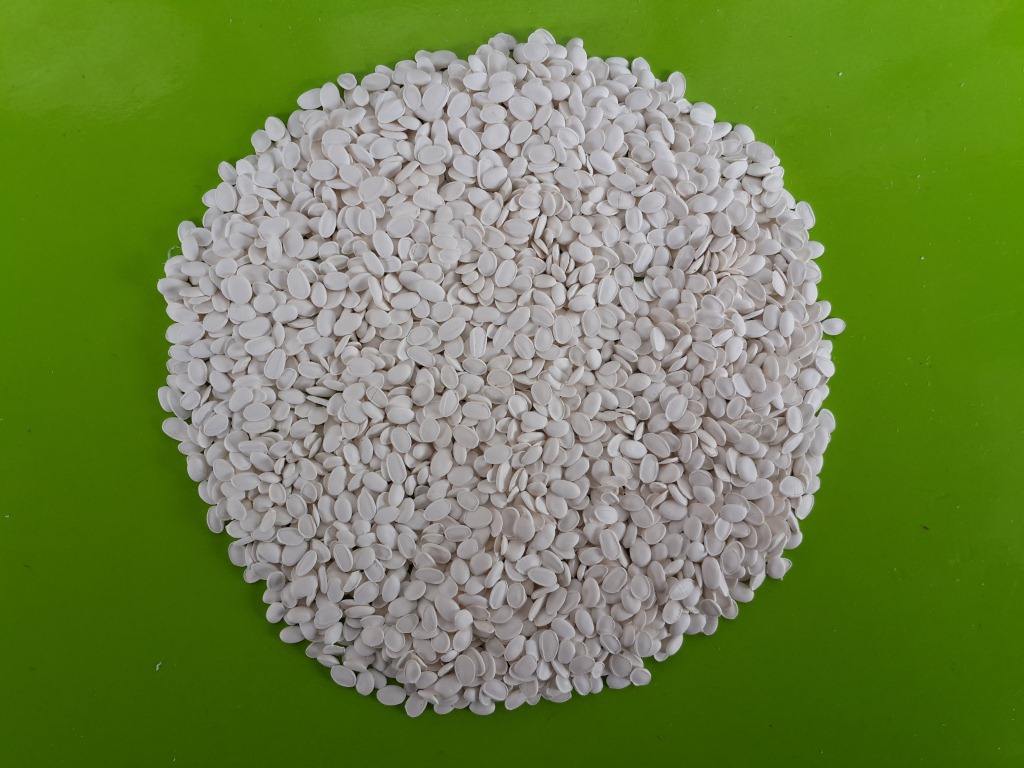 塑料制品厂家选择阻燃母粒的原因 